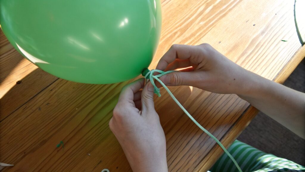 Tying a Balloon