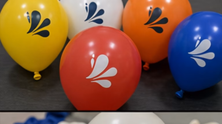 Muestra de globos impresos con logo