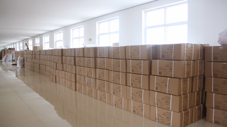 Jiangsu Haiyan latex balloon carton warehouse